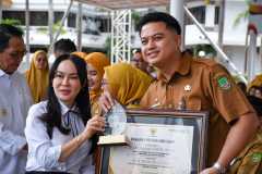 Penghargaan-10