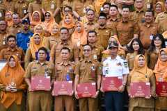 Penghargaan-14