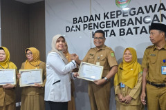 Penyerahan-SK-Pensiun-TMT-01-Agustus-2025-4