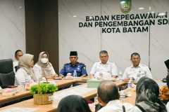 Penyerahan-SK-Pensiun-01-Jan-2026-8