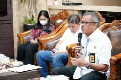 Penyerahan-SK-Pensiun-TMT-01-November-2024-16 Penyerahan-SK-Pensiun-TMT-01-November-2024-16