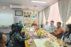 Penyerahan-SK-Pensiun-TMT-01-Juni-2024-300524-8 Penyerahan-SK-Pensiun-TMT-01-Juni-2024-300524-8