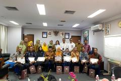 Penyerahan-SK-Pensiun-TMT-01-Agustus-2024-300724-18 Penyerahan-SK-Pensiun-TMT-01-Agustus-2024-300724-18