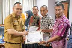 Penyerahan-SK-Pensiun-TMT-01-Agustus-2024-300724-8