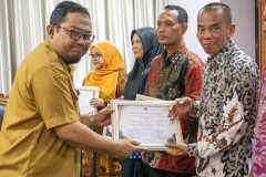 Penyerahan-SK-Pensiun-TMT-01-Agustus-2024-300724-9 Penyerahan-SK-Pensiun-TMT-01-Agustus-2024-300724-9