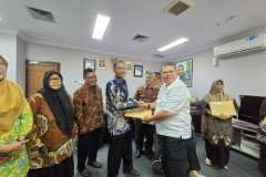 Penyerahan-SK-Pensiun-TMT-01-Juli-2024-8 Penyerahan-SK-Pensiun-TMT-01-Juli-2024-8