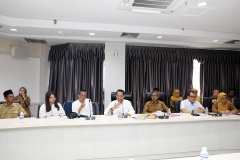 Penyerahan-SK-Pensiun-TMT-01-Juli-2025-25 Penyerahan-SK-Pensiun-TMT-01-Juli-2025-25