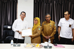 Penyerahan-SK-Pensiun-TMT-01-Juli-2025-3 Penyerahan-SK-Pensiun-TMT-01-Juli-2025-3