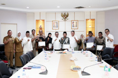 Penyerahan-SK-Pensiun-TMT-01-Mei-2024-13