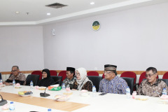 Penyerahan-SK-Pensiun-TMT-01-Mei-2024-7