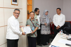 Penyerahan-SK-Pensiun-TMT-09-September-2024-10 Penyerahan-SK-Pensiun-TMT-09-September-2024-10