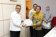 Penyerahan-SK-Pensiun-TMT-09-September-2024-12 Penyerahan-SK-Pensiun-TMT-09-September-2024-12