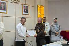 Penyerahan-SK-Pensiun-TMT-09-September-2024-3 Penyerahan-SK-Pensiun-TMT-09-September-2024-3