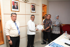 Penyerahan-SK-Pensiun-TMT-09-September-2024-9 Penyerahan-SK-Pensiun-TMT-09-September-2024-9
