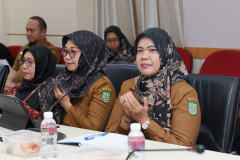 Penyerahan-Piagam-Penghargaan-dan-SK-pensiun-BUP-TMT-01-Oktober-2024-4 Penyerahan-Piagam-Penghargaan-dan-SK-pensiun-BUP-TMT-01-Oktober-2024-4