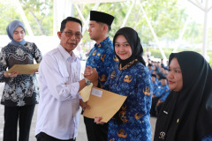Penyerahan-SK-PPPK-Tahap-II-Formasi-Tahun-2024-12 Penyerahan-SK-PPPK-Tahap-II-Formasi-Tahun-2024-12